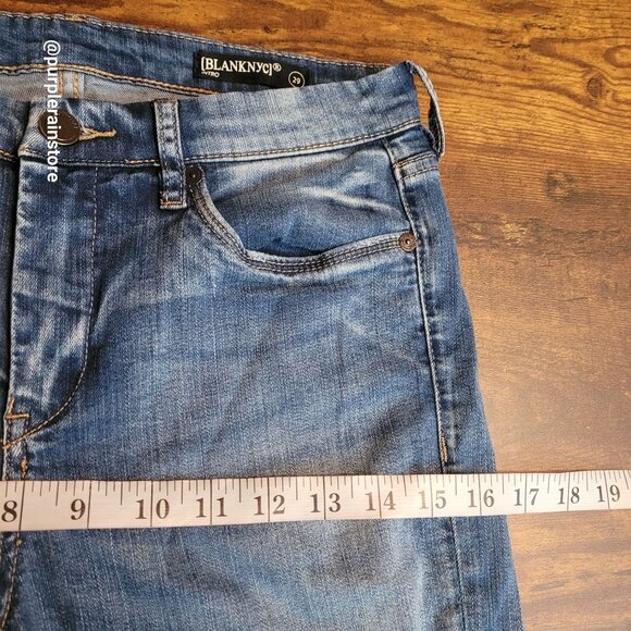Blanknyc intro Jeans 29 Mid Rise Skinny Tummy Control Raw Step Hem Medium Light - Picture 8 of 14